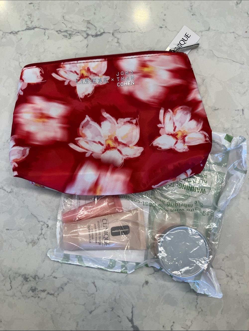 CLINIQUE Bag & Bundle Jonathan Cohen Moisture Surge